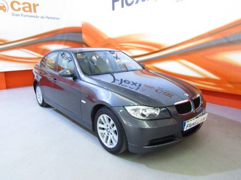 BMW 320 320d (E90)