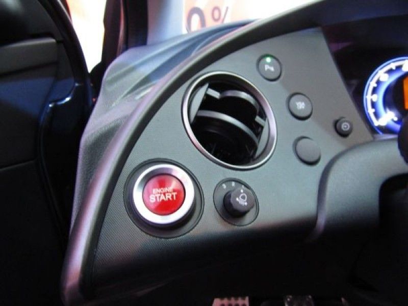 Honda Civic 2.2 i-CTDi Executive