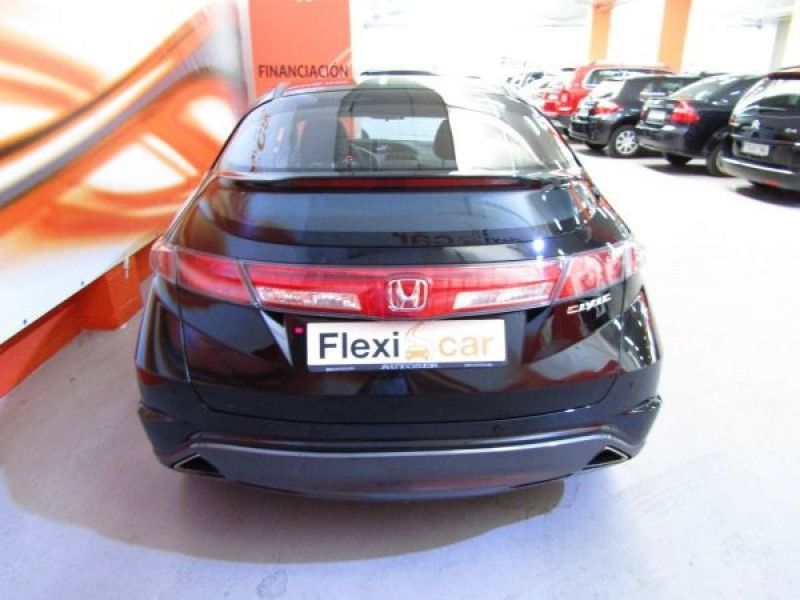 Honda Civic 2.2 i-CTDi Executive