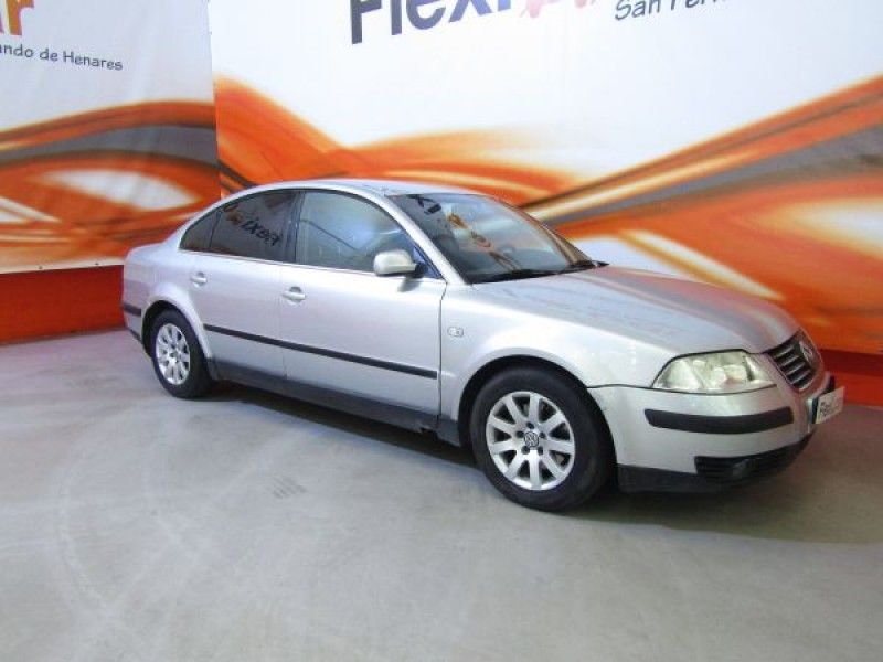 Volkswagen Passat 1.9 TDi 100CV Comfortline
