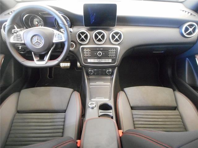 Mercedes-Benz A 200 d AMG Line