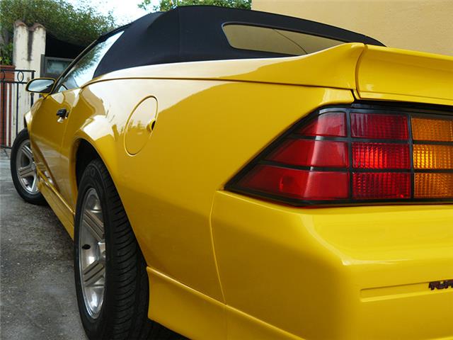 Chevrolet Camaro .