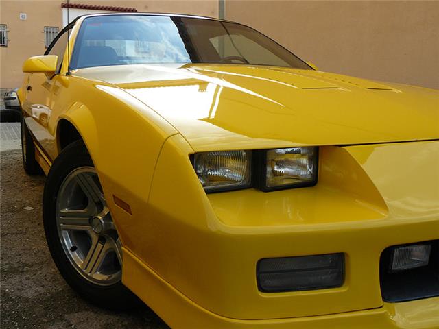 Chevrolet Camaro .