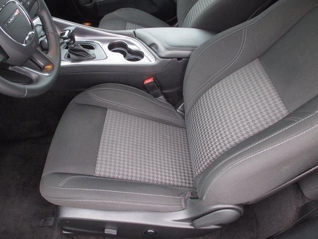 Dodge Challenger SXT