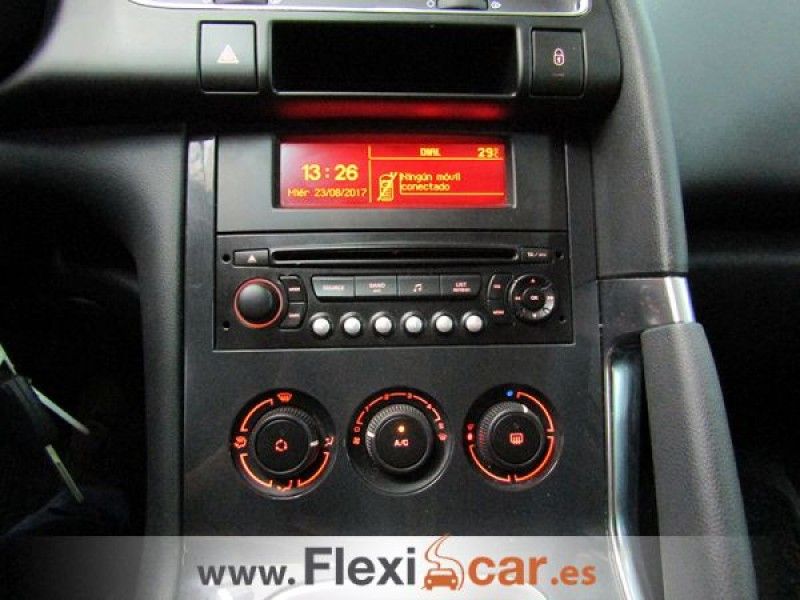 Peugeot 3008 Sport Pack 1.6 HDI 112 FAP