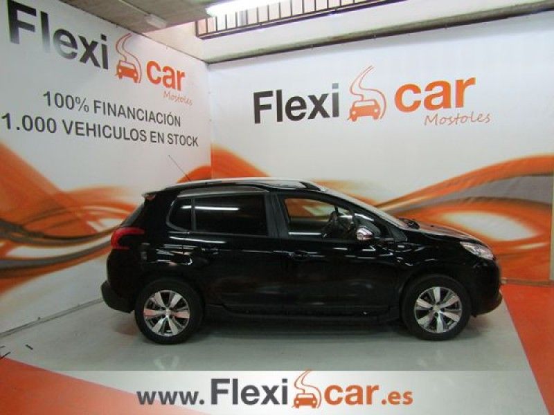 Peugeot 2008 Style 1.2L PureTech 82