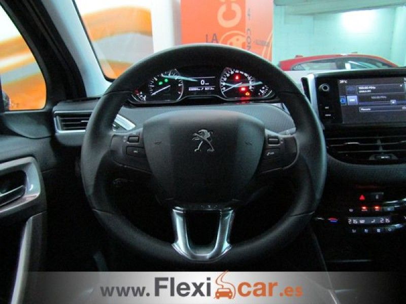 Peugeot 2008 Style 1.2L PureTech 82