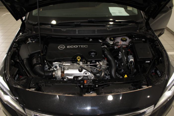 Opel Astra 1.6CDTi S/S Selective 110