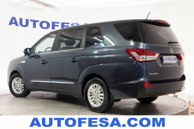 SsangYong Rodius D22T 178cv Line 7Plz 5p