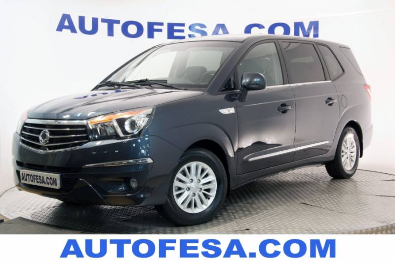 SsangYong Rodius D22T 178cv Line 7Plz 5p