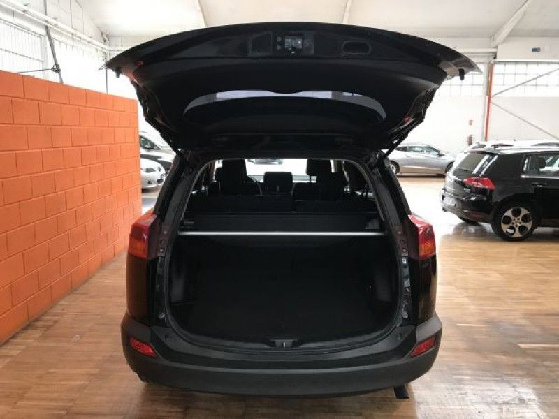 Toyota RAV 4 120D 4X2 Advance
