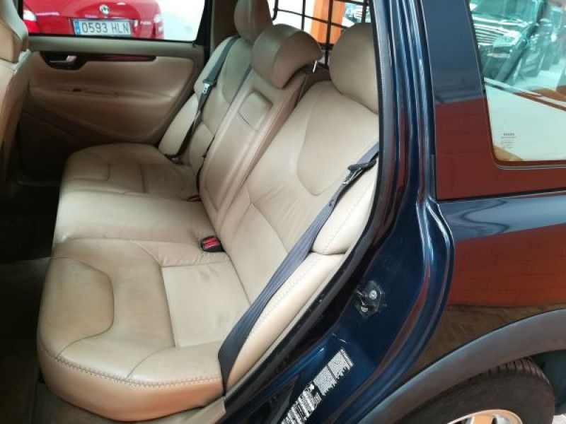 Volvo XC 70 2.5 T Momentum