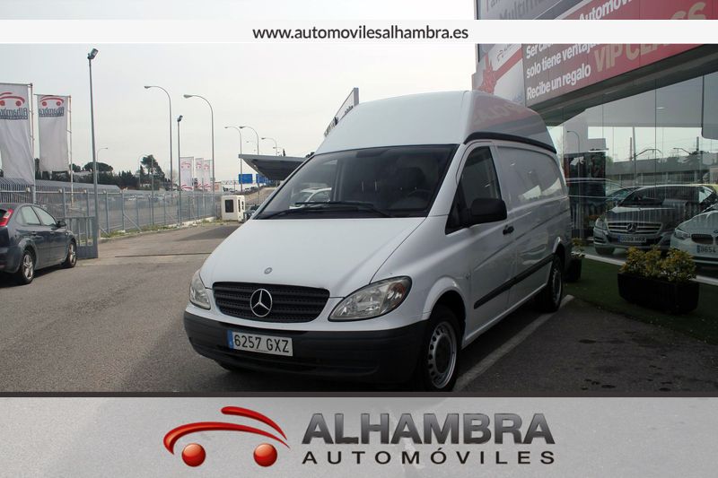 Mercedes-Benz V 115 CDI SWB LARGA