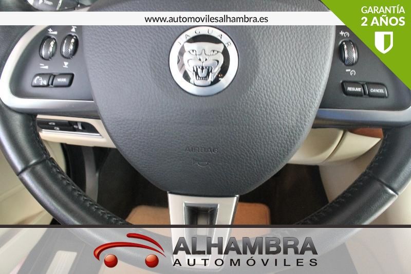 Jaguar XF 2.2D CLASSIC AUTO