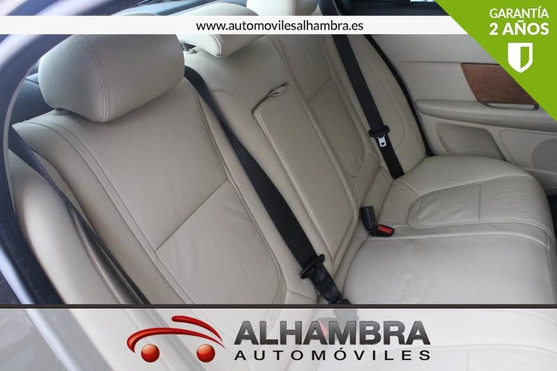 Jaguar XF 2.2D CLASSIC AUTO