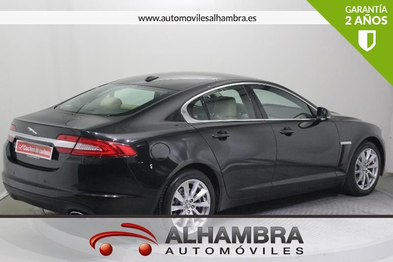 Jaguar XF 2.2D CLASSIC AUTO