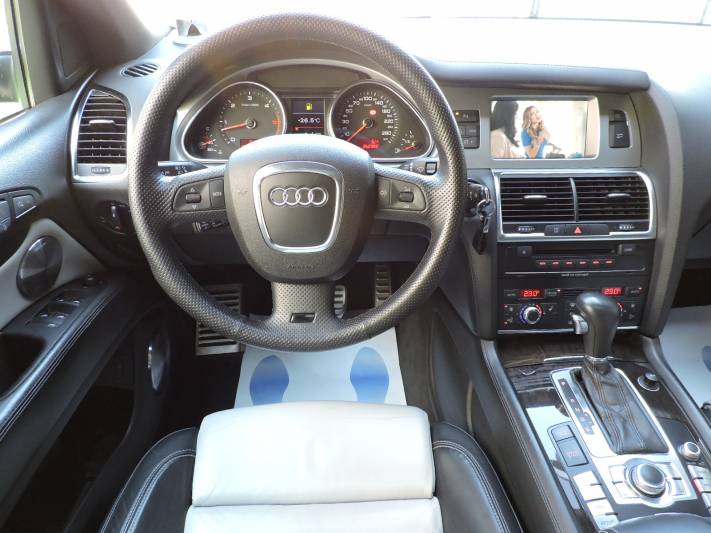 Audi Q7 6.0 TDI quattro tiptronic DPF 5p.