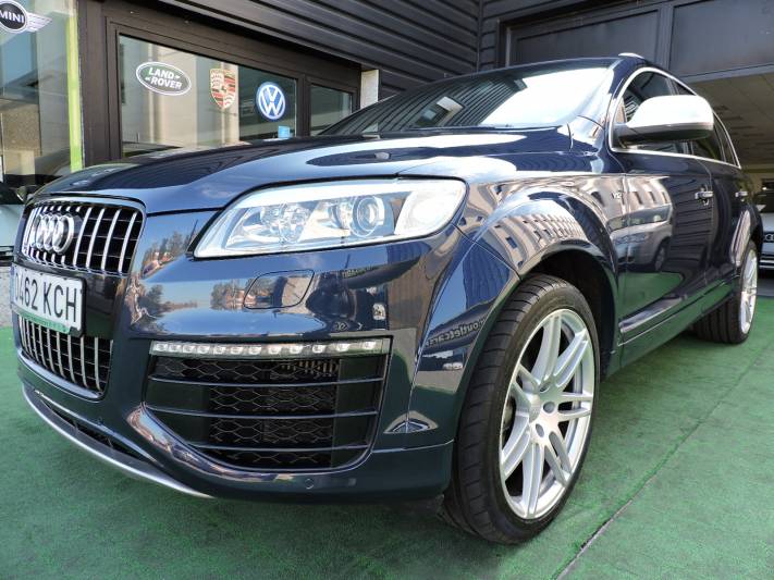 Audi Q7 6.0 TDI quattro tiptronic DPF 5p.