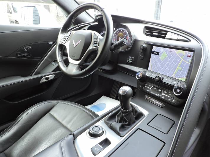 Chevrolet Corvette Stingray Coupe 6.2 V8