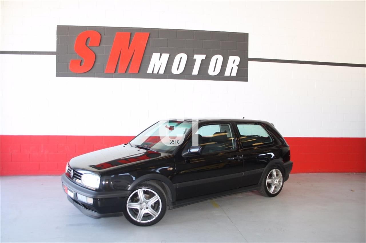 Volkswagen Golf 2.0 GTI