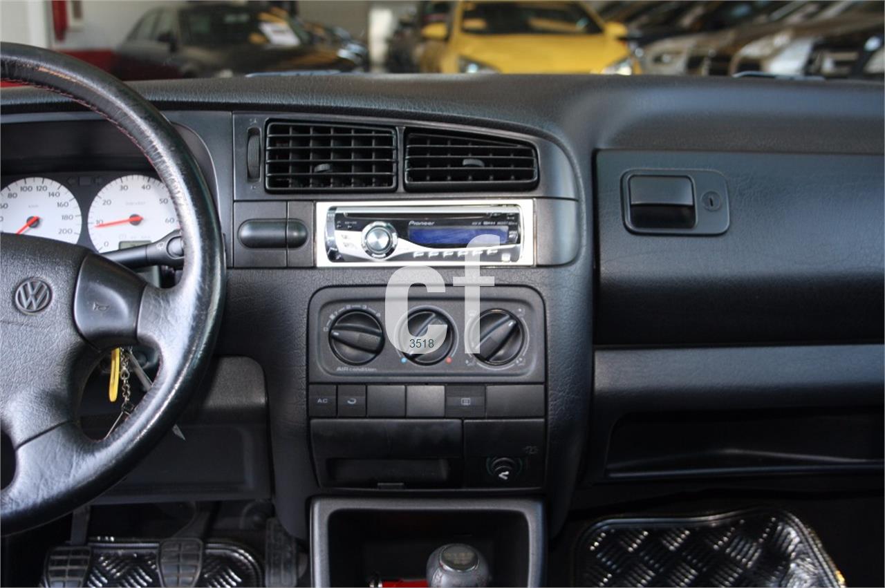 Volkswagen Golf 2.0 GTI