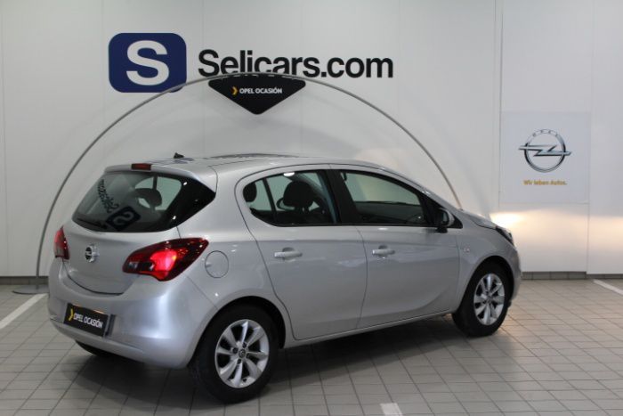 Opel Corsa 1.4 Selective 90
