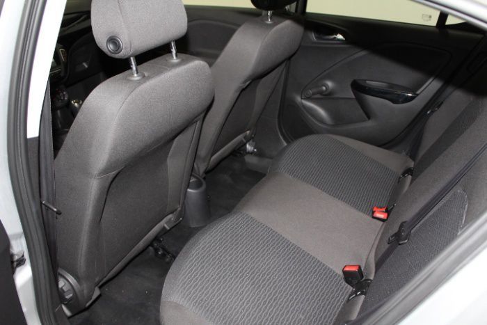 Opel Corsa 1.4 Selective 90