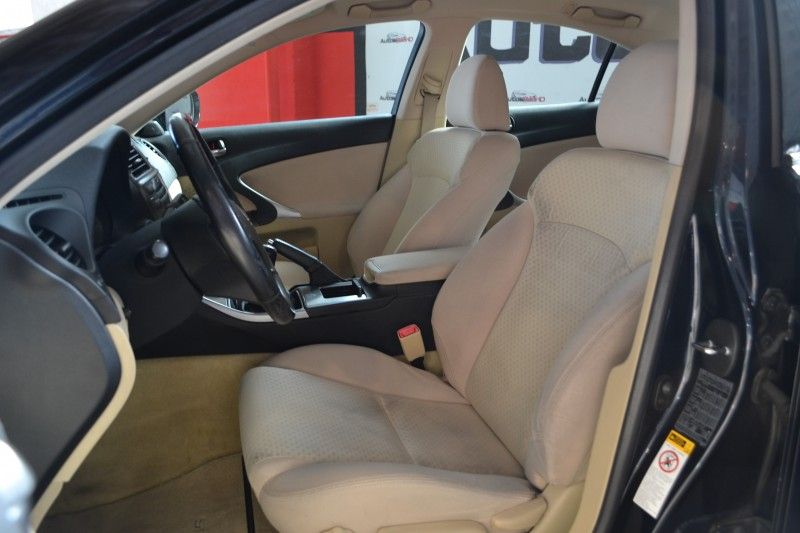 Lexus IS 220d Luxury
