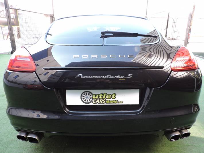 Porsche Panamera 4.8 Turbo 5p.