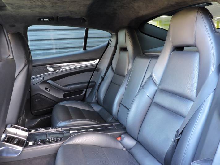 Porsche Panamera 4.8 Turbo 5p.
