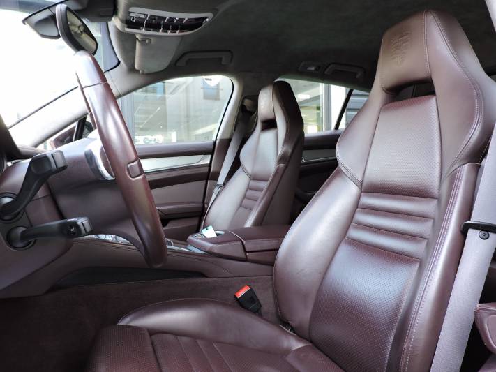 Porsche Panamera 4.8 Turbo 5p.