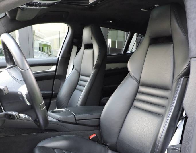 Porsche Panamera 4.8 Turbo 5p.