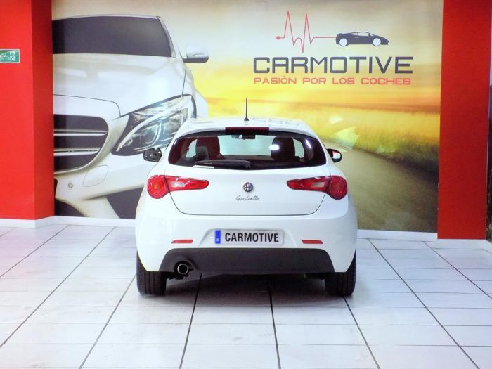 Alfa Romeo Giulietta 1.6JTDm Distinctive