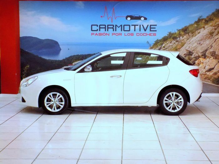 Alfa Romeo Giulietta 1.6JTDm Distinctive