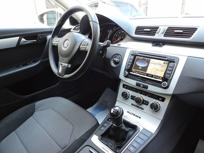 Volkswagen Passat Alltrack 2.0 TDI 140cv Bluemotion Tech 5p. 4 MOTION