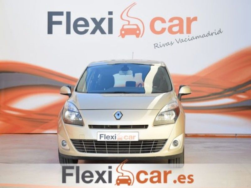 Renault Grand Scenic Dynamique 1.9dCi 130cv 7 plazas