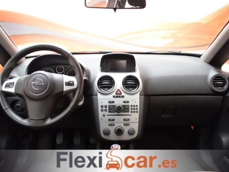 Opel Corsa Enjoy 1.2