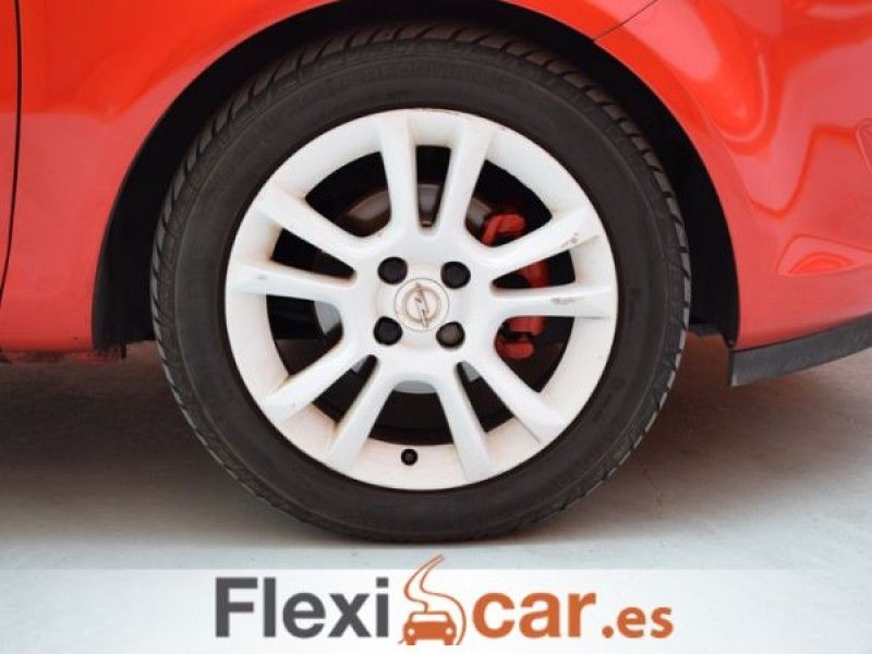 Opel Corsa Enjoy 1.2