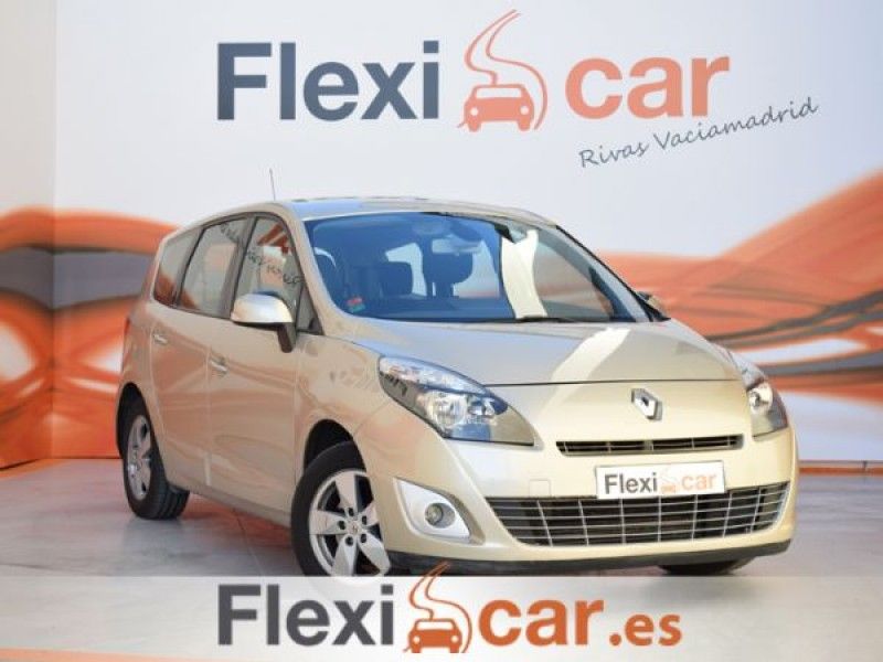 Renault Grand Scenic Dynamique 1.9dCi 130cv 7 plazas