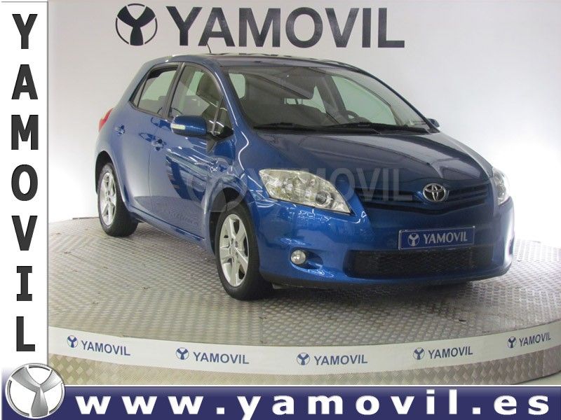 Toyota Auris 2.0 D-4D ACTIVE 123CV 5P