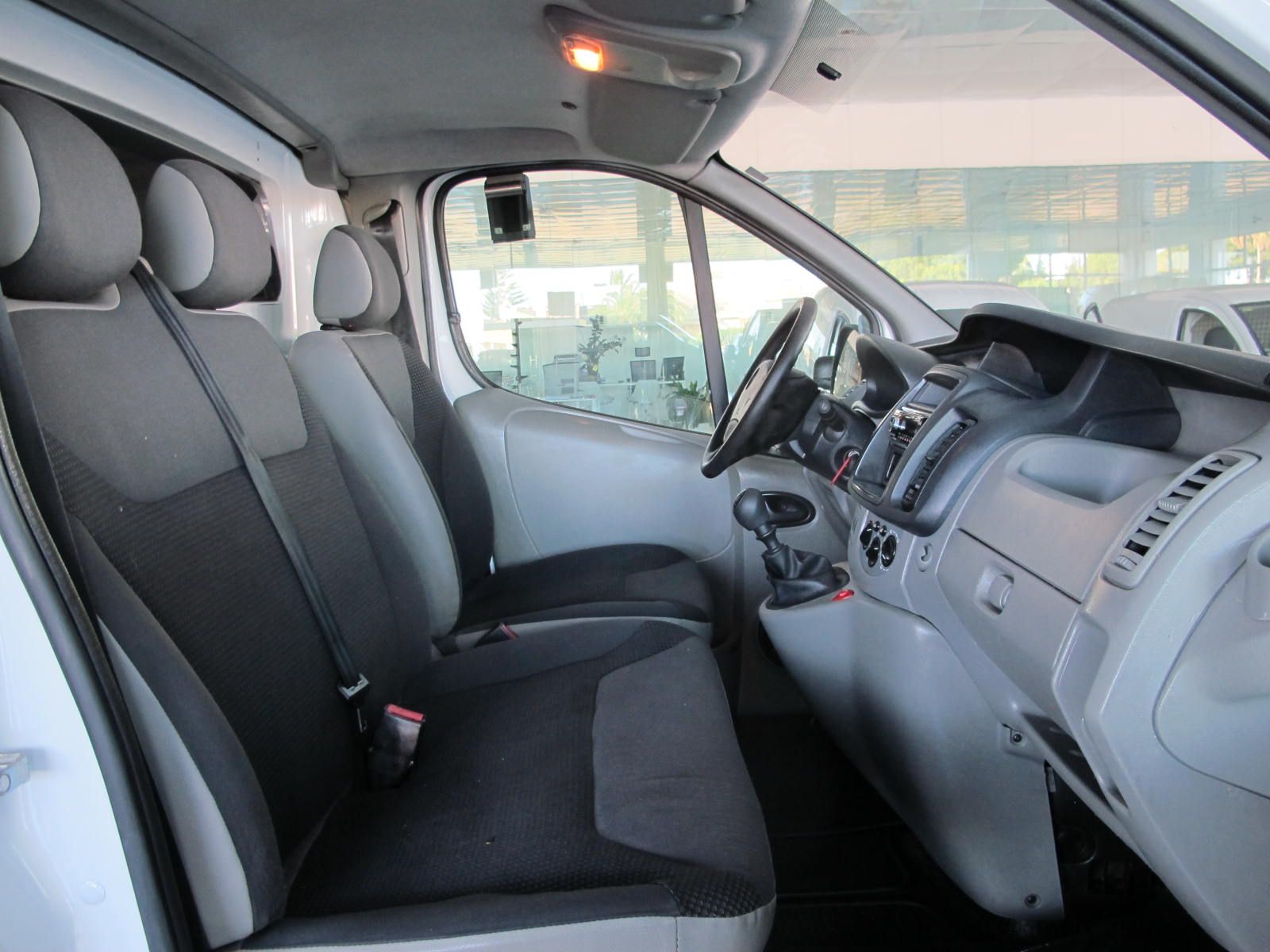 Opel Vivaro 2.0 CDTI LARGA FURGÓN