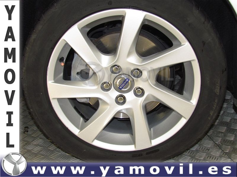Volvo V60 D2 MOMENTUM AUTO 115CV