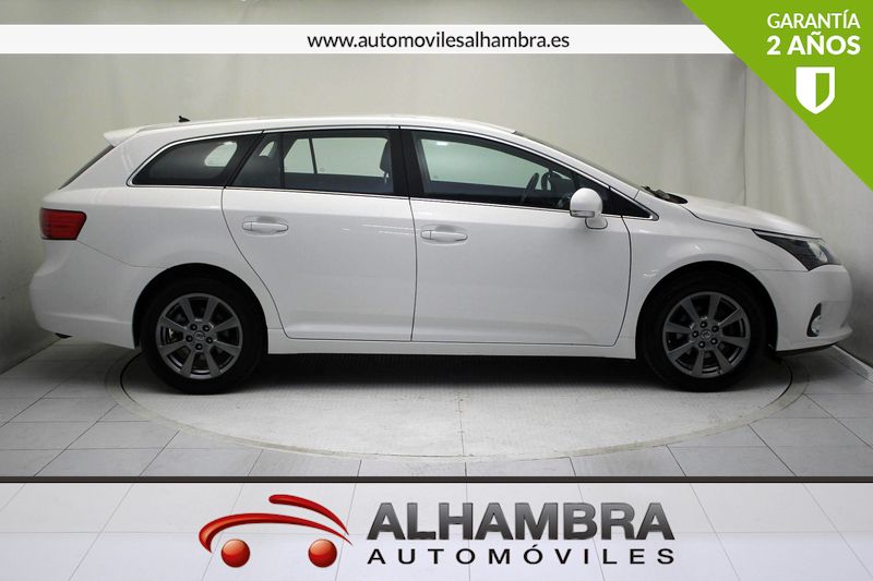 Toyota Avensis CROSS SPORT 120D ADVANCE