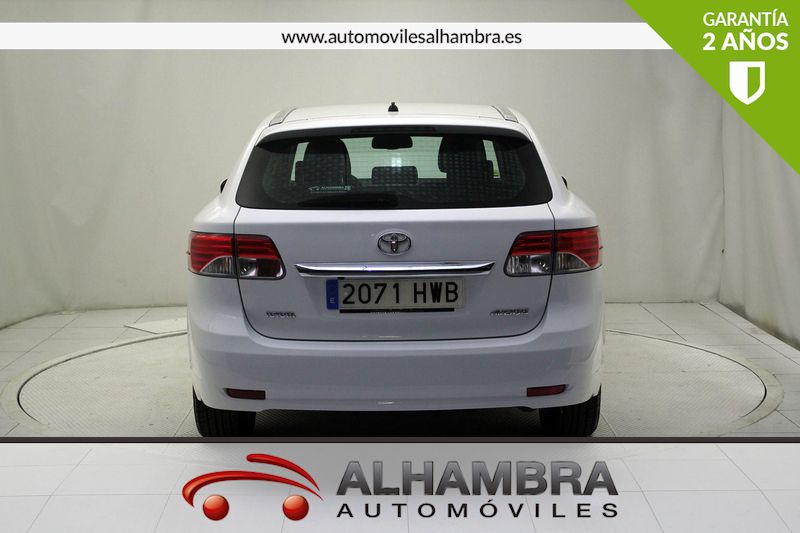 Toyota Avensis CROSS SPORT 120D ADVANCE