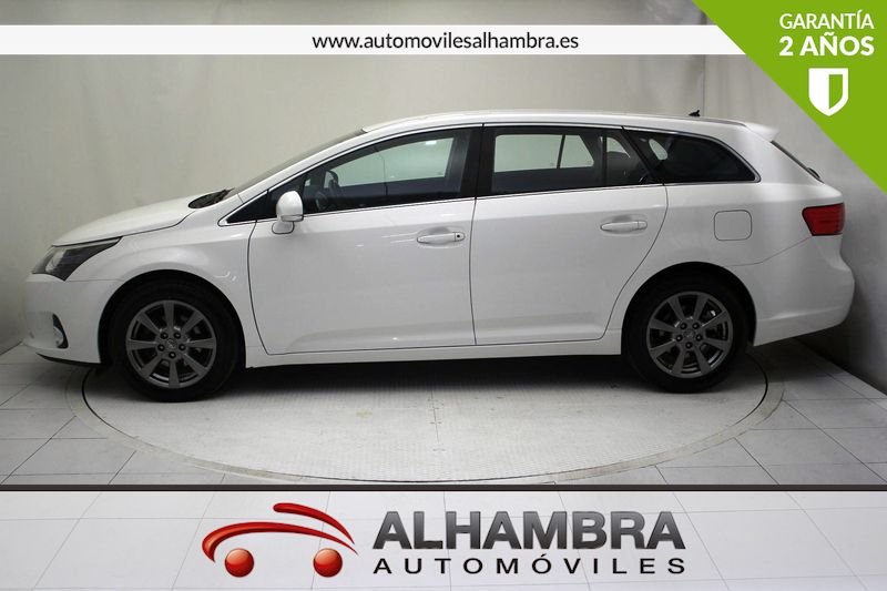 Toyota Avensis CROSS SPORT 120D ADVANCE