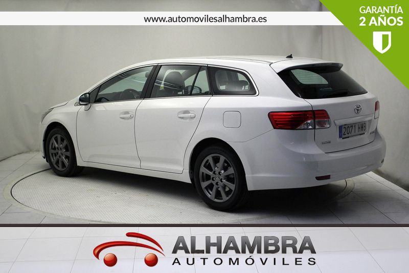 Toyota Avensis CROSS SPORT 120D ADVANCE