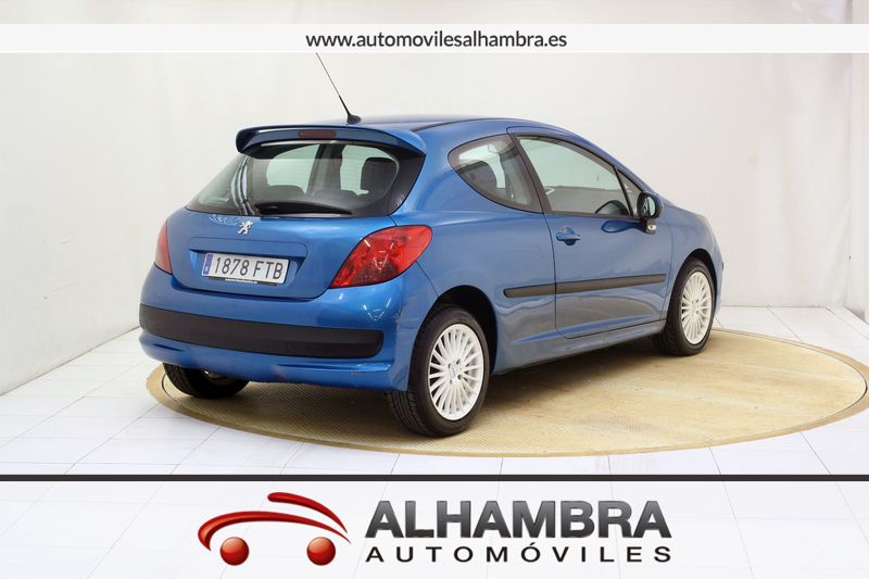Peugeot 207 1.4 16V X-LINE 5P