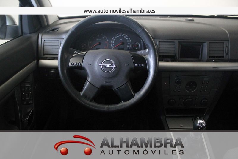 Opel Vectra COMFORT 2.0 DTI 16V 4P