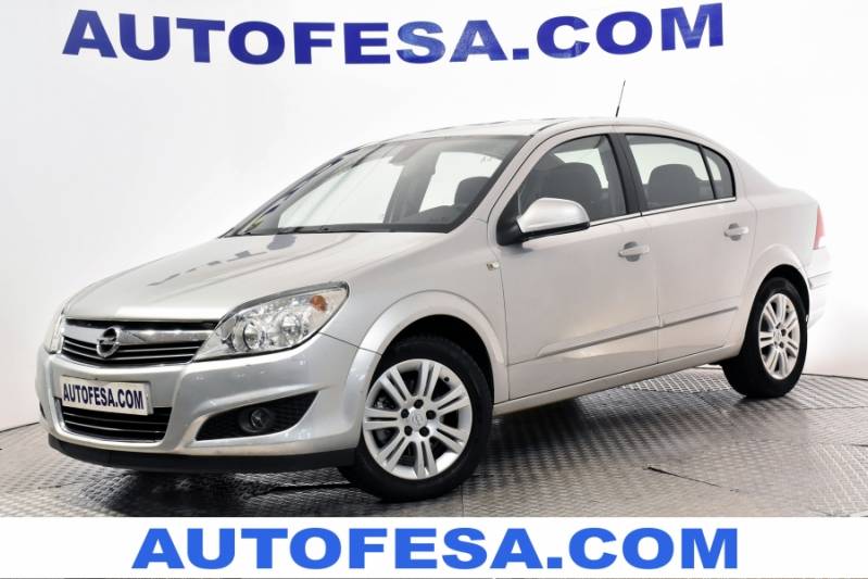 Opel Astra 1.7 CDTi 110cv Edition 4p