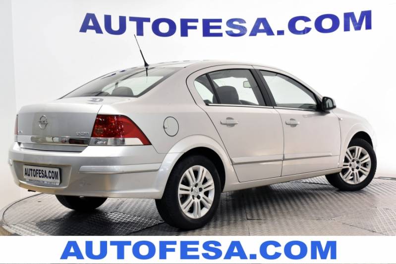 Opel Astra 1.7 CDTi 110cv Edition 4p
